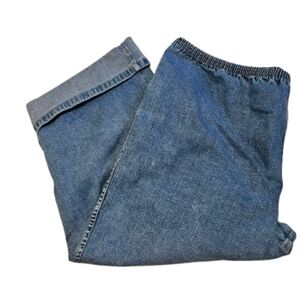 Croft & Barrow Jean Capri Cuffed